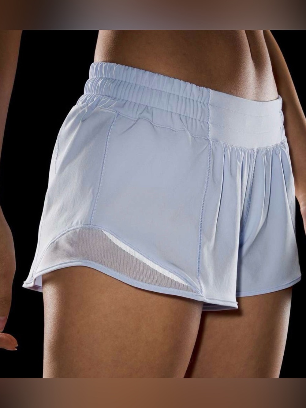 Lululemon Hotty Hot Low-Rise Lined Short 2.5"
Pastel Blue Size 8 Running Active
